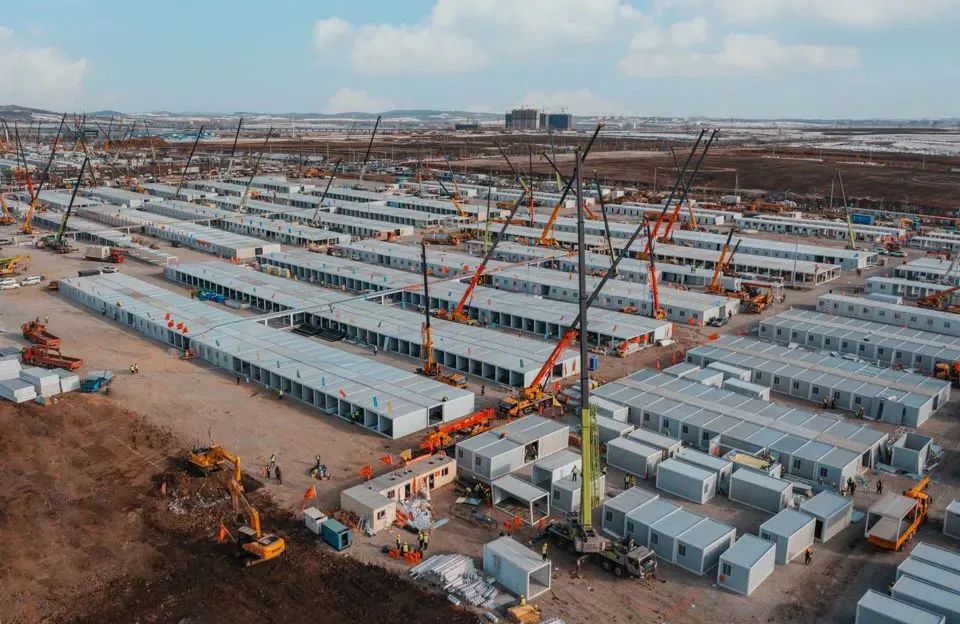 长春兴隆山保税区方舱隔离点正加紧建设