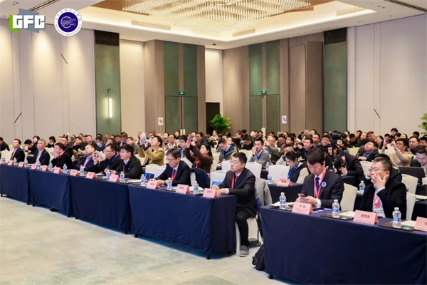EK空调节能方案亮相洁净室论坛，助力半导体企业减碳