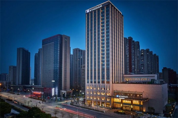 EK空调变频技术引领酒店行业绿色革命
